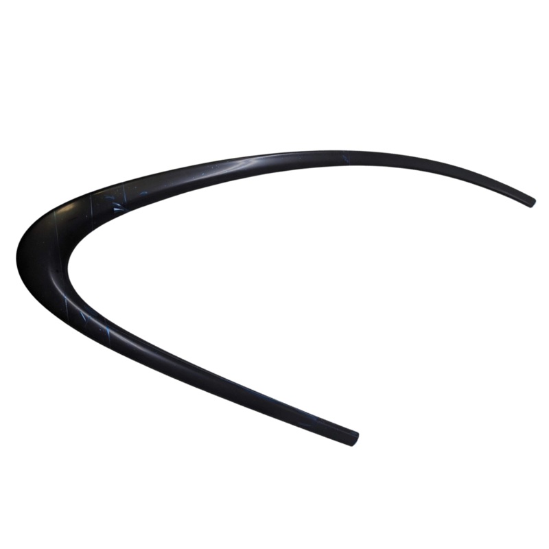 Quarter Panel Reveal Moulding – Right – Cayenne | 2011-2018