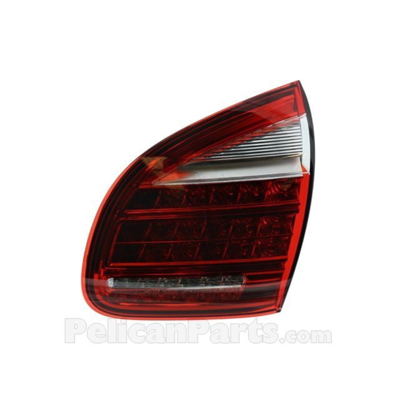 Rear Right Tail Light Assembly – Cayenne | 2011-2014