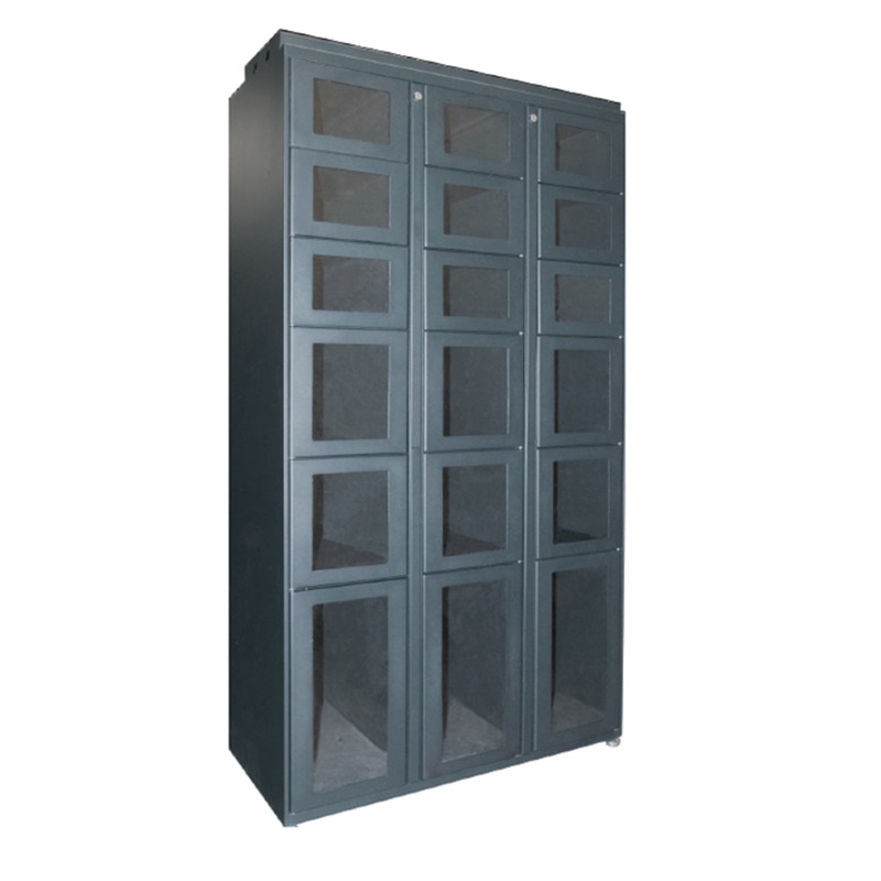 18 Door Vending Locker